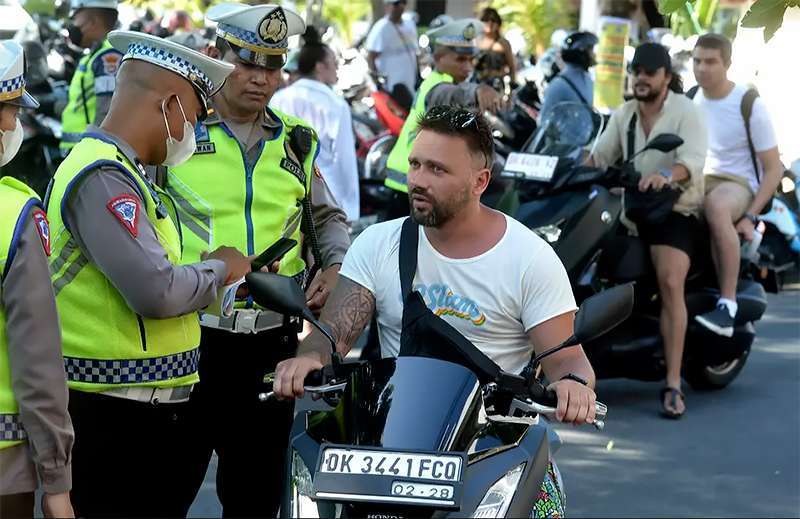 Tourists Banned from Renting Motorbikes Cars in Bali